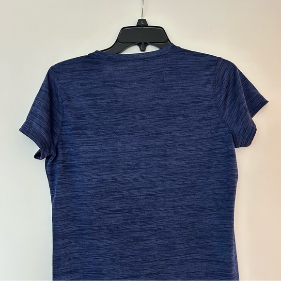 Women’s Quick Dry Cat Pocket Tee - Picture 3 of 10